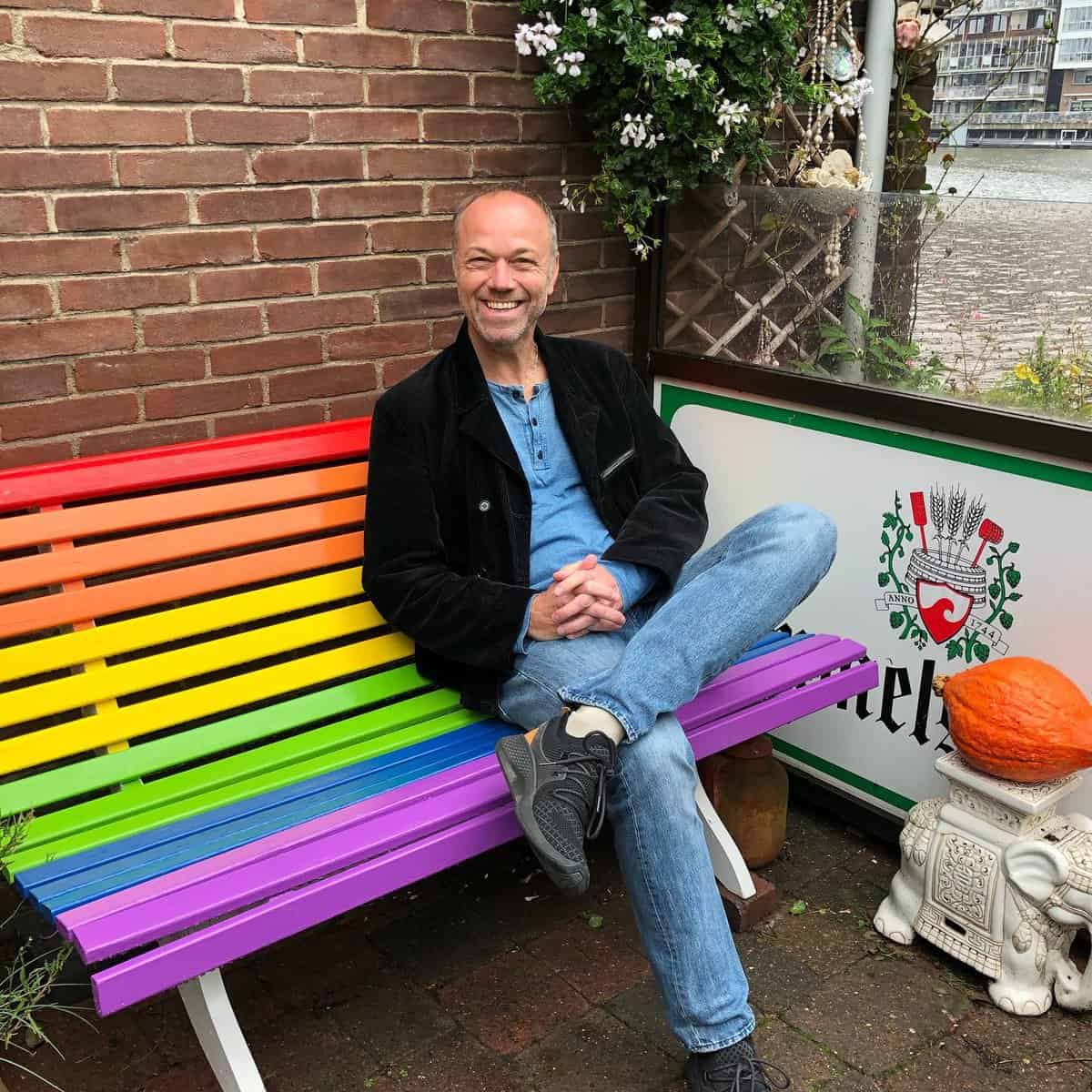 Op-Zaanse-Regenboogbank-Ruijterveer-3-9-2020-foto-Frankie-Vos